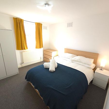 The Flat - 2 Bedroom Apartment ลอนดอน ภายนอก รูปภาพ