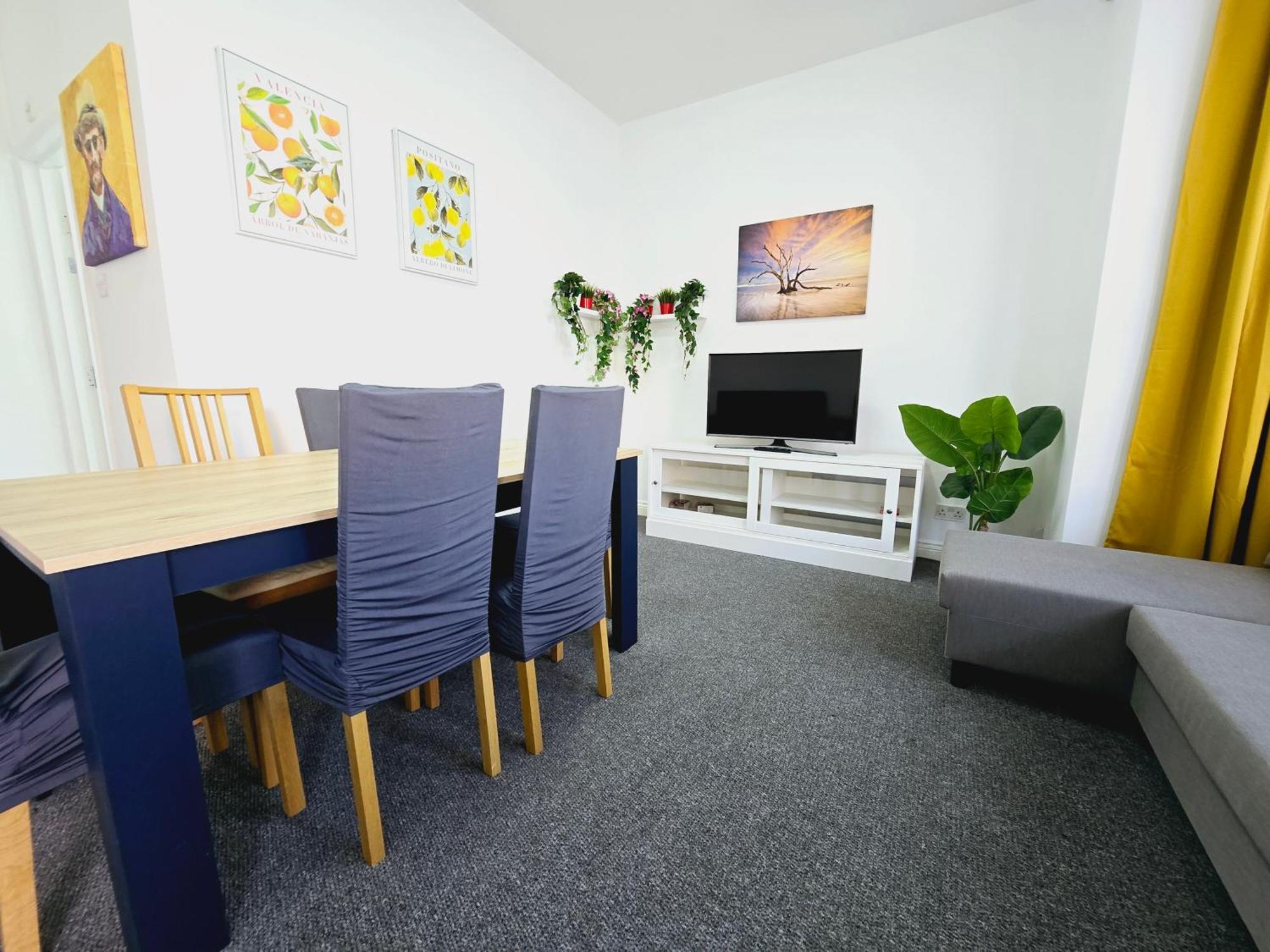 The Flat - 2 Bedroom Apartment ลอนดอน ภายนอก รูปภาพ